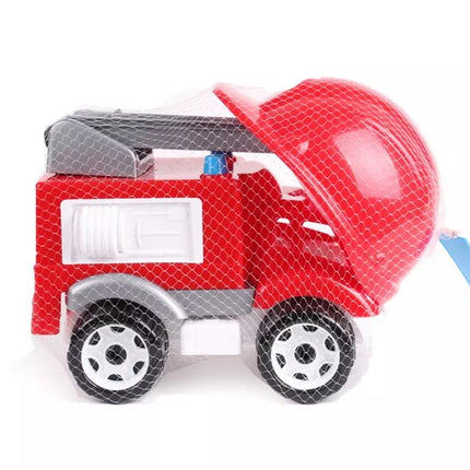 Gaisrinės mašinu su šalmu