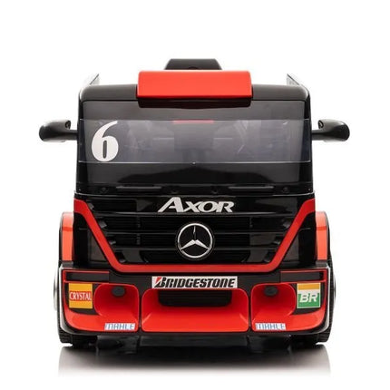 Raudonas Mercedes XMX622B su puspriekabe