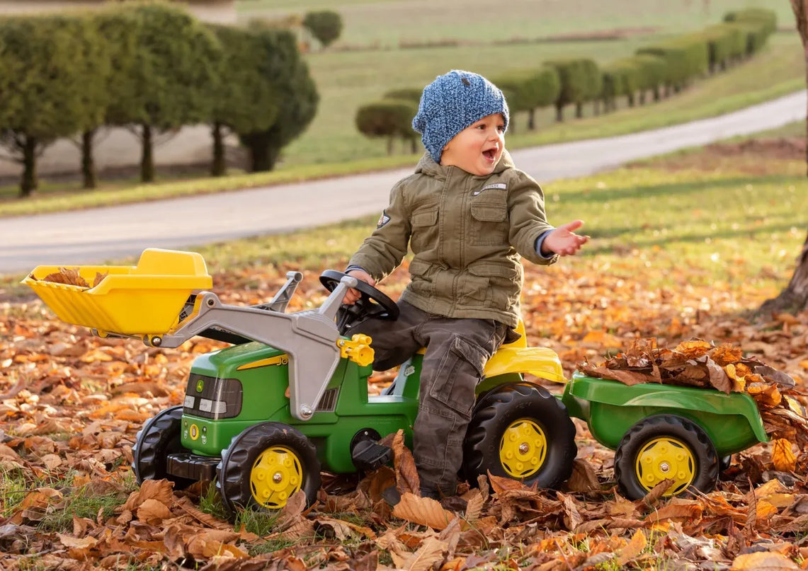 „Rolly Toys“ RollyKid John Deere pedalinis traktorius su kaušu ir priekaba – žalias