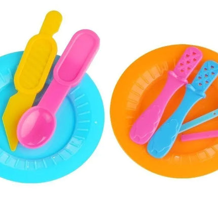 Spalvotas plastilino rinkinys – gimtadienio torto namelis