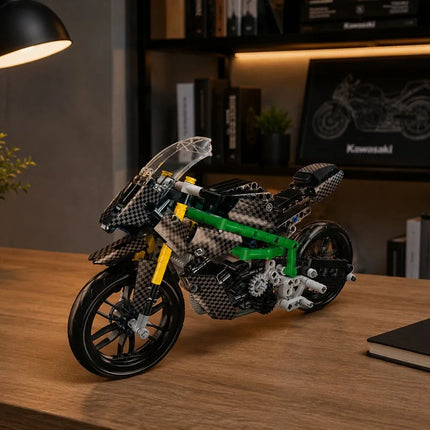 Sportinio motociklo konstruktorius iš 656 detalių