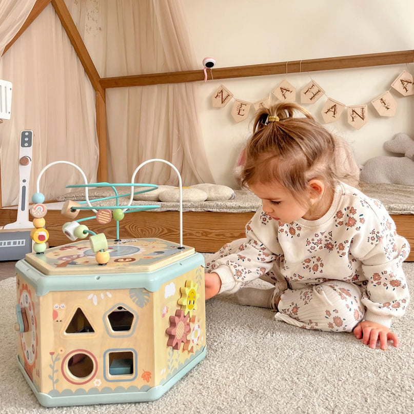 „TOOKY TOY“ interaktyvi medinė Montessori šešiakampė atidaroma dėžė