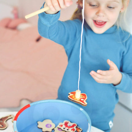 Tooky Toy magnetinė žvejybos žaidimo dėžutė „Didysis žvejybos nuotykis kibirėlyje“