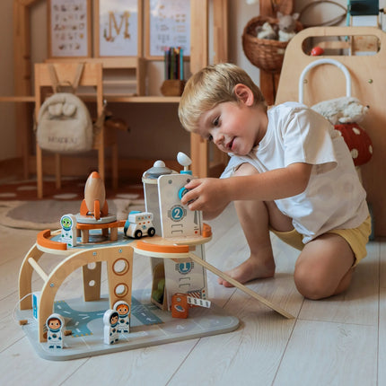 Tooky Toy medinė kosminė stotis su raketa