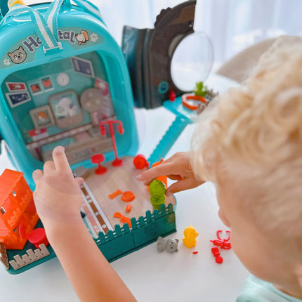 Woopie 3‑in‑1 lėlių namelis ir šuniuko priežiūros rinkinys kuprinėje (3+)