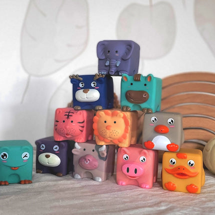 „WOOPIE BABY“ sensorinės kaladėlės – spaudžiama dėlionė su gyvūnų garsais, 12 vnt.