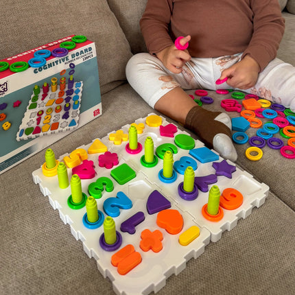 Woopie Montessori edukacinė dėlionė – 139 elementų rinkinys su raidėmis, skaičiais ir formomis