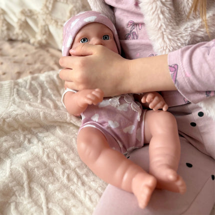 Woopie Royal lėlė „Mano mielas bobas“ su rožiniu buteliuku